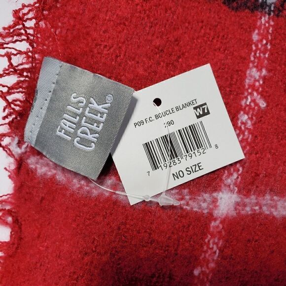 Womens Red Plaid Boucle Blanket Scarf Style & Wear - Picture 7 of 8